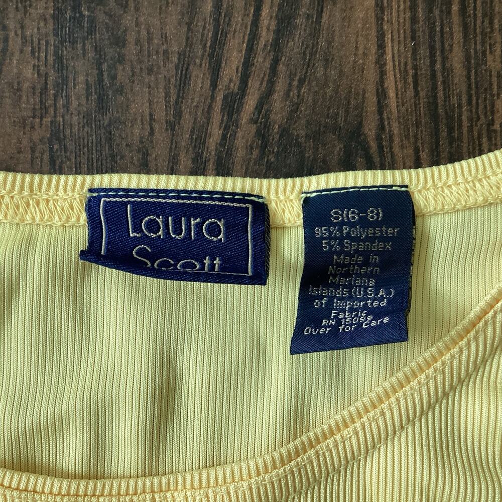 Laura Scott Ribbed Tank Top - Picture 4 of 5